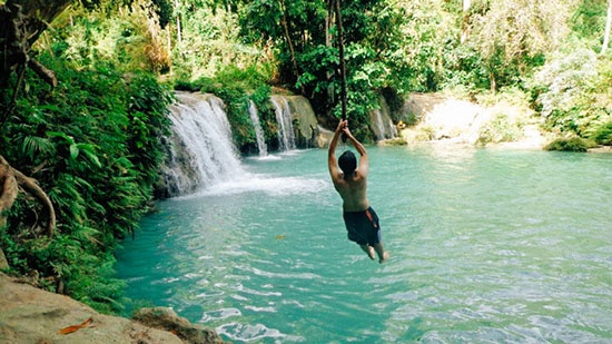 Cambugahay Falls