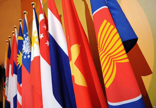 ASEAN flags
