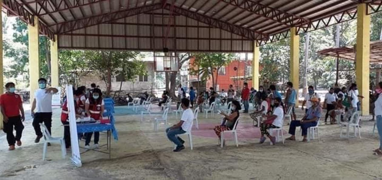 Taal Volcano evacuees Red Cross PHLPost aid