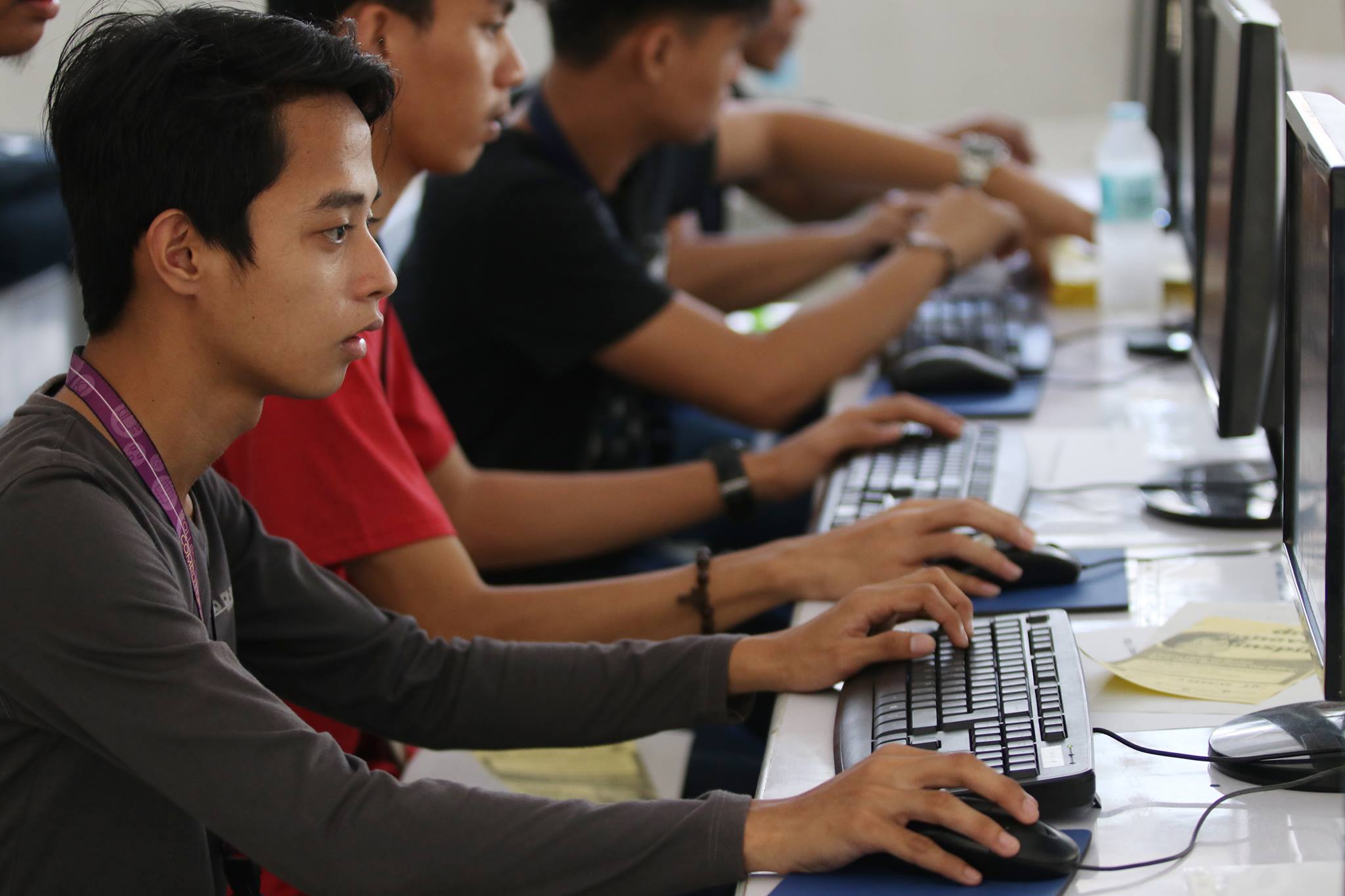 University of Cebu renting internet cafes for students