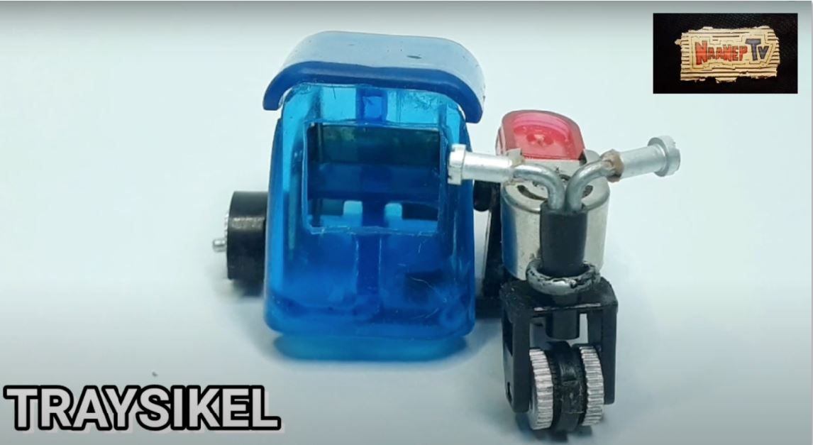Rowel Naanep recycled mini art Traysikel
