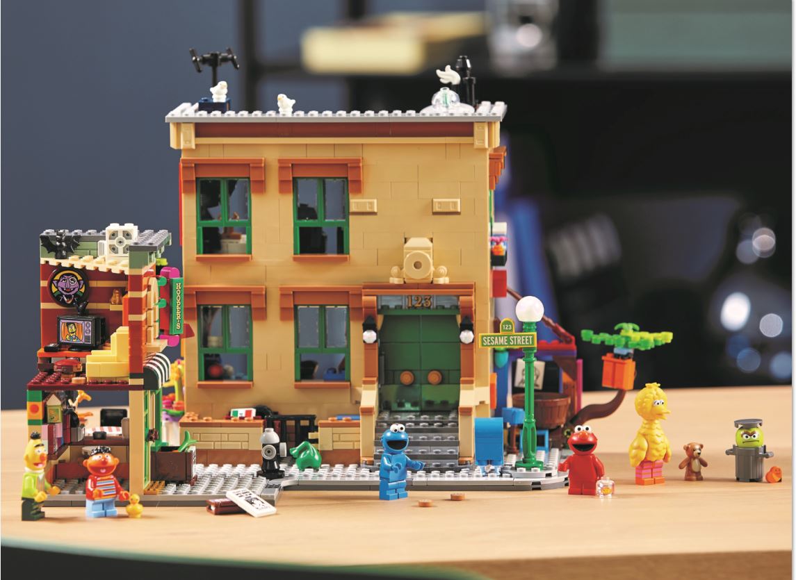 Sesame Street LEGO Ivan Guerrero