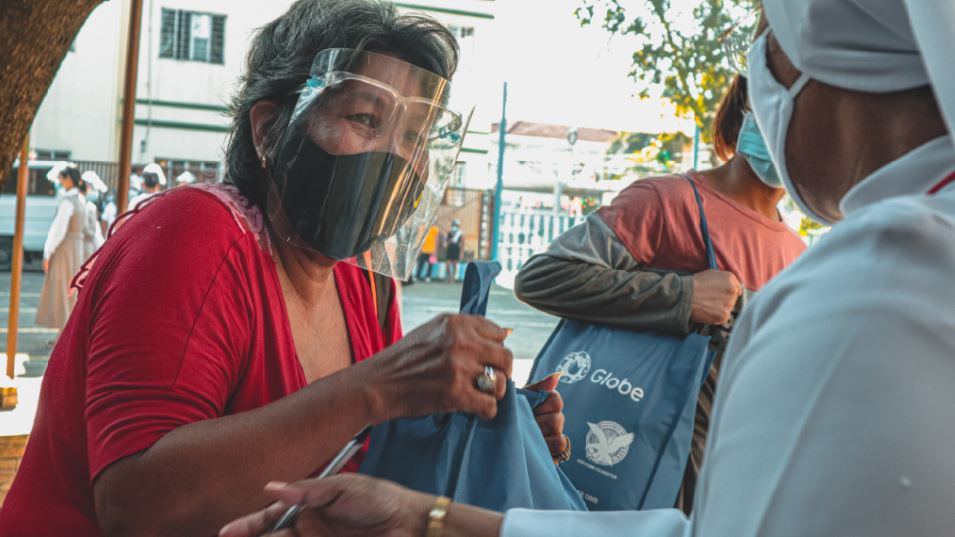 Globe raise for poor communities
