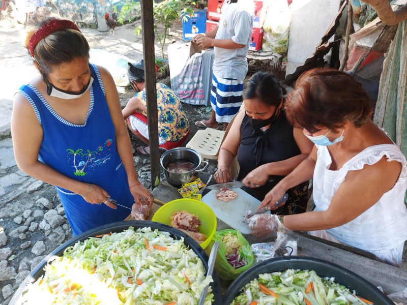 community kitchens feed healthy meals quarantine