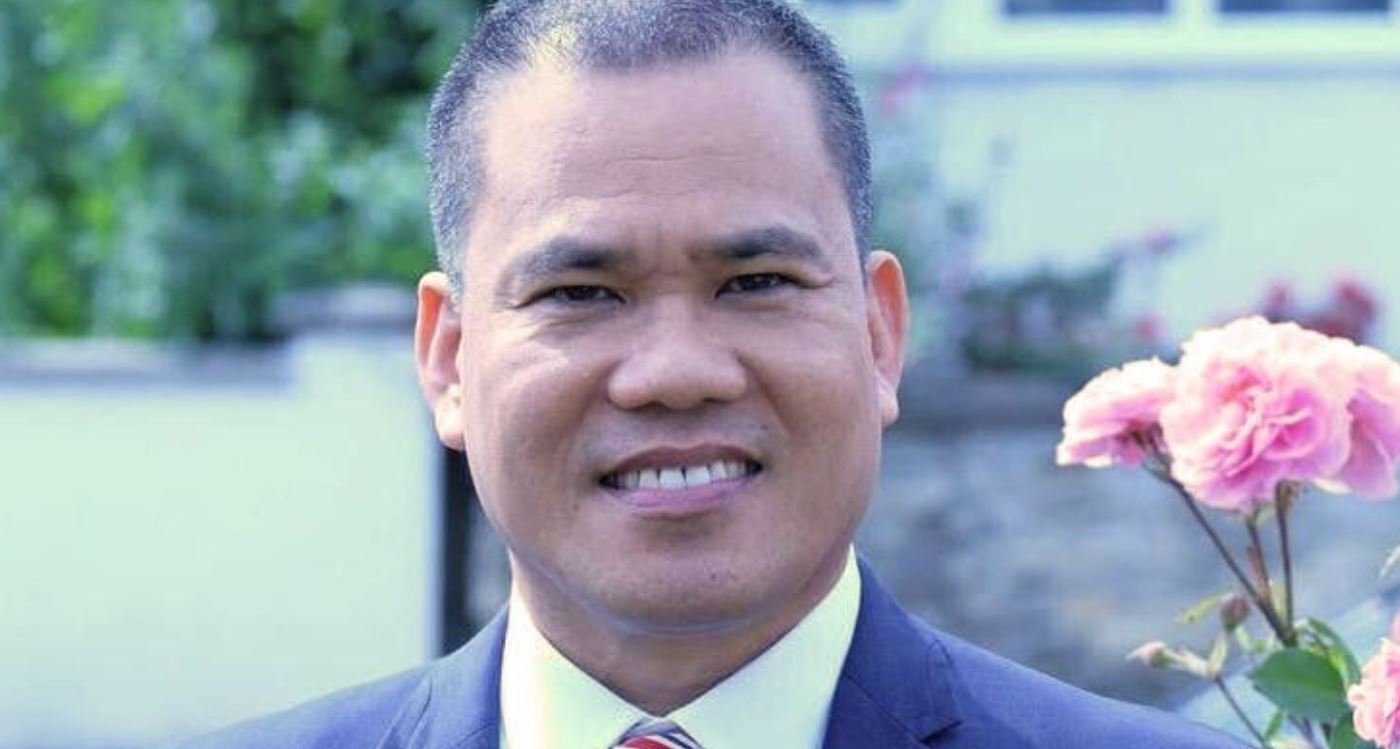 Filipino nurse Ariel Lañada wins Nurse of the Year award for UK pandemic work - Vimarsana News