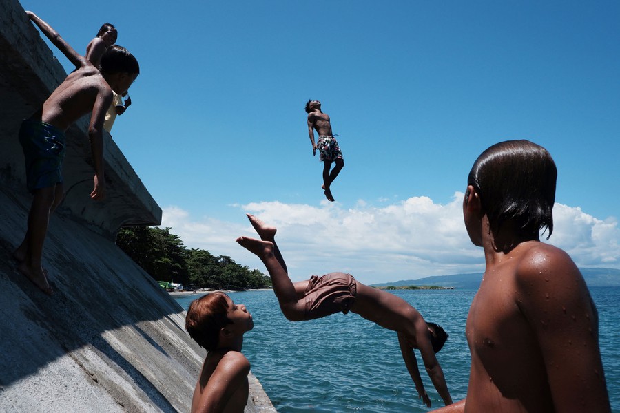Dumaguete beach photo shortlisted in Sony World Photography Awards