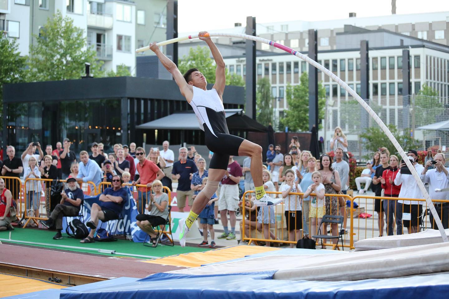 EJ Obiena Olympic gold 