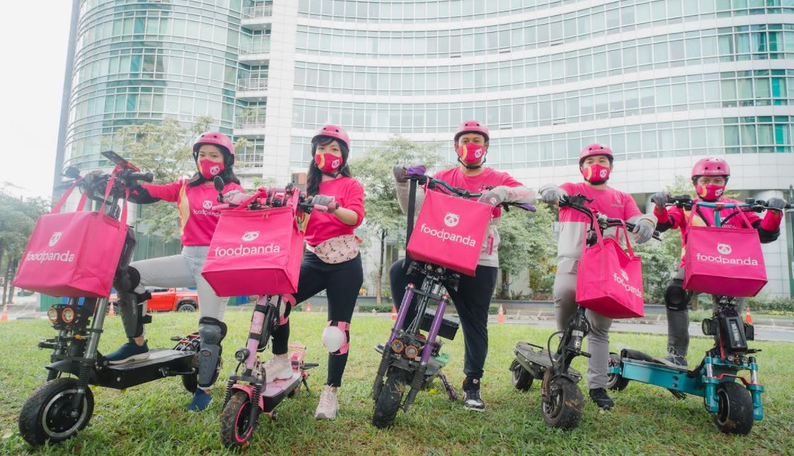  foodpanda e-scooter riders