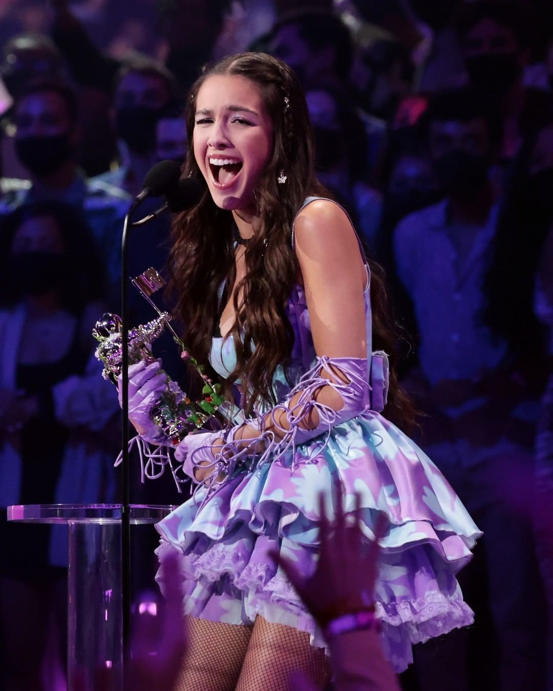 FilAm Olivia Rodrigo bags Song, Performance of the Year in MTV Awards