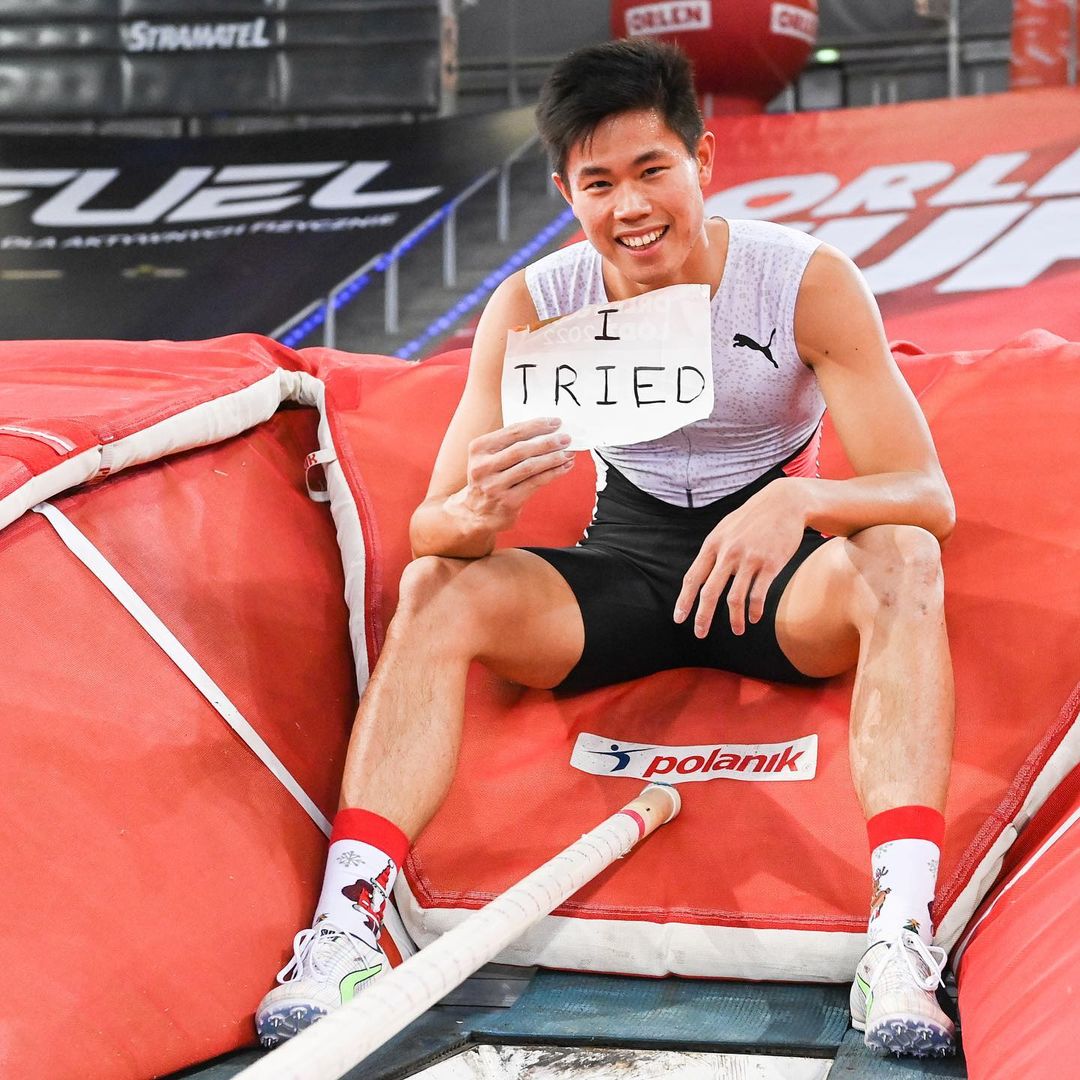 EJ Obiena  regional pole vault meets