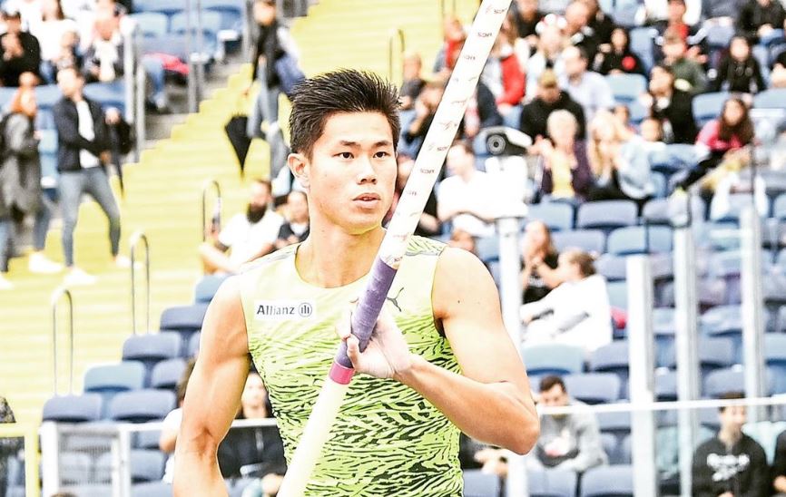 EJ Obiena World Championships