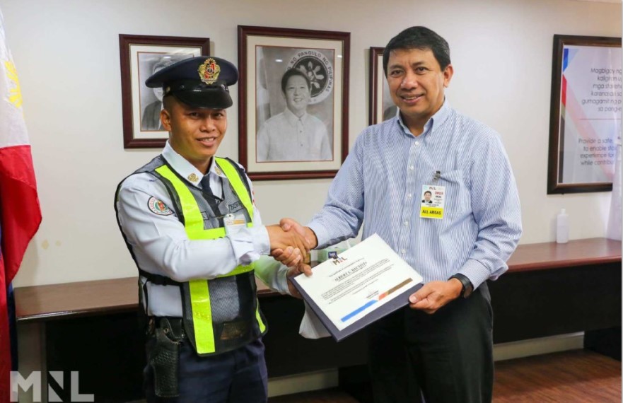 Albert Bautista Honest airport security 