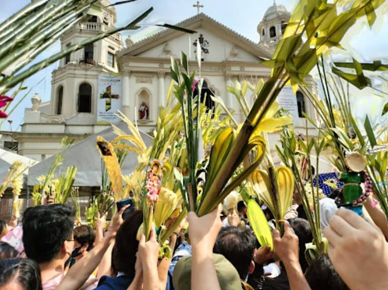 Plastic-Free Holy Week Plastic-Free Holy Week