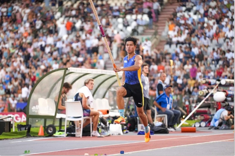 EJ Obiena Diamond League Brussels